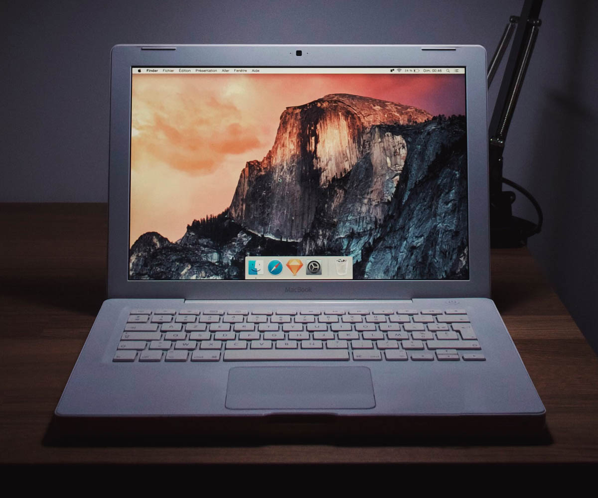 8 Creative uses for Old Computers Do I Keep It